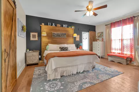 Bedroom - 828 Wills Rd, Dickson, TN 37055 photo 1 of 6
