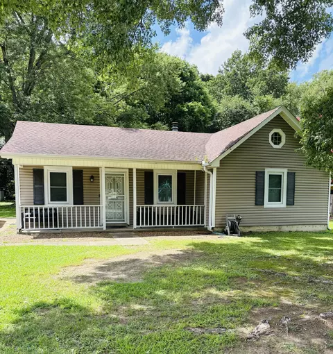 155 Stratford Ln, Jackson, TN 38305