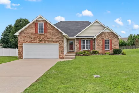 655 Stonewall Ln, Clarksville, TN 37040