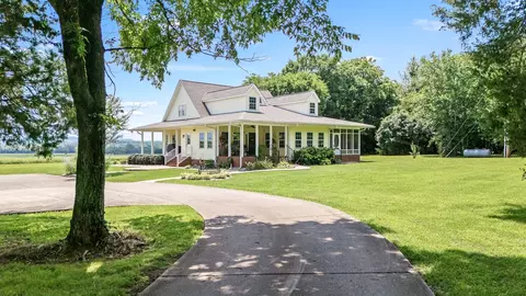 702 John Windrow Rd, Eagleville, TN 37060