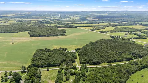 View/Area - 702 John Windrow Rd, Eagleville, TN 37060 photo 8 of 11