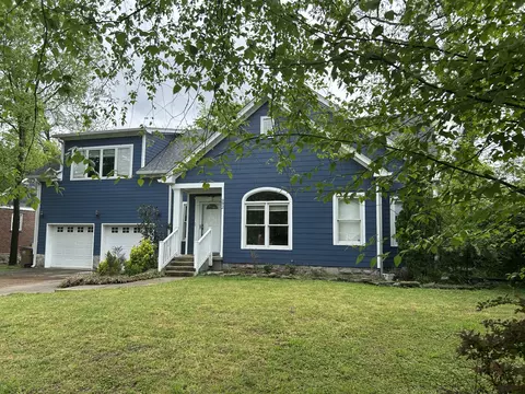 952 Graybar Ln, Nashville, TN 37204