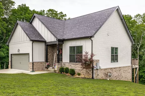 Exterior - 773 Fox Ridge Dr, Springfield, TN 37172 photo 5 of 11