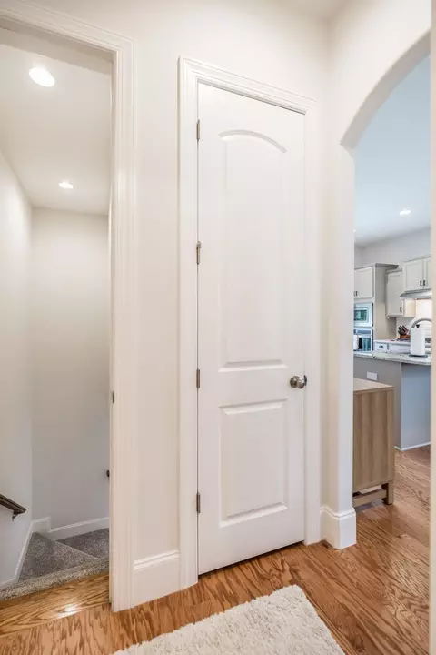 Entry Way - 773 Fox Ridge Dr, Springfield, TN 37172 photo 4 of 10