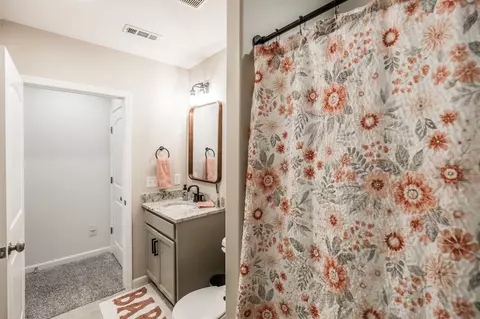 Bath - 773 Fox Ridge Dr, Springfield, TN 37172 photo 6 of 6