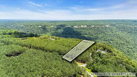 3965 Crockett Pt, Jasper, TN 37347