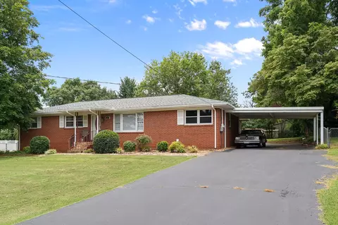 1203 Peachtree Dr, Smyrna, TN 37167