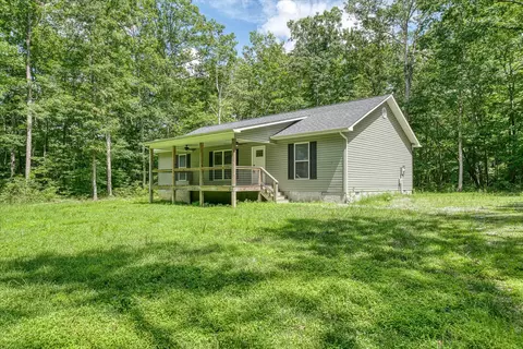 1382 Pilgrim Dr, Grimsley, TN 38565