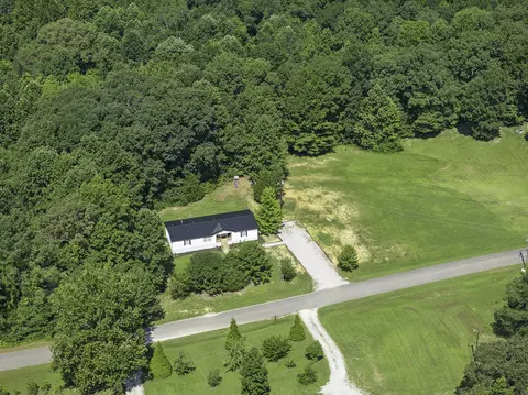2710 Blue Goose Rd, Beech Bluff, TN 38313