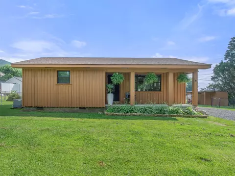 156 Red Ln, Whitwell, TN 37397