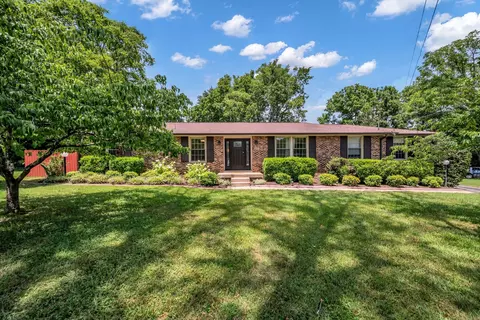 103 Homestead Ct, Hendersonville, TN 37075
