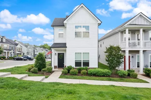 401 Queen Ln, Gallatin, TN 37066