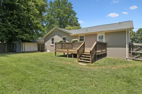 Exterior - 302 Patrick Ave, Franklin, TN 37064 photo 6 of 7