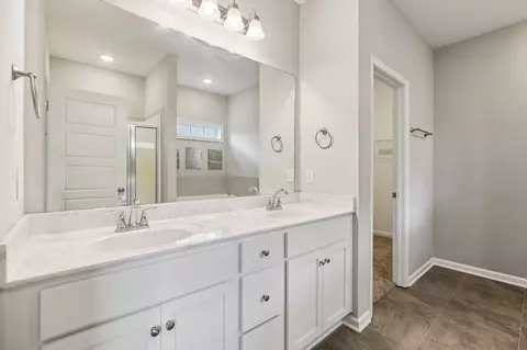 Bath - 722 Mitscher Dr, Spring Hill, TN 37174 photo 1 of 4