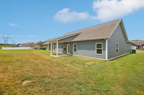 Exterior - 722 Mitscher Dr, Spring Hill, TN 37174 photo 6 of 7