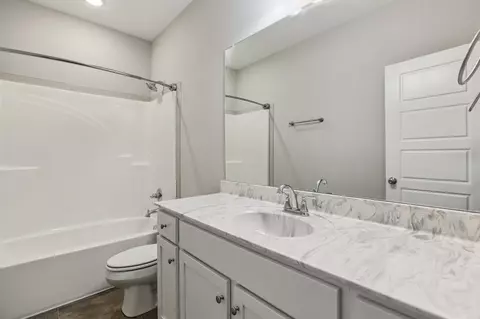 Bath - 722 Mitscher Dr, Spring Hill, TN 37174 photo 4 of 4