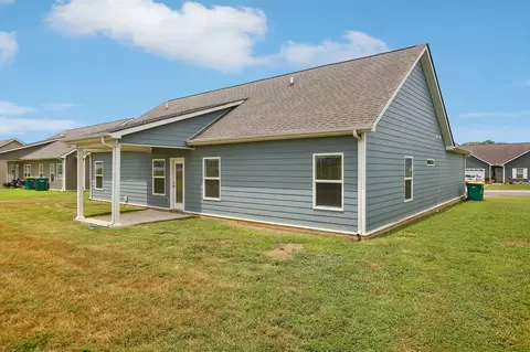 Exterior - 722 Mitscher Dr, Spring Hill, TN 37174 photo 5 of 7