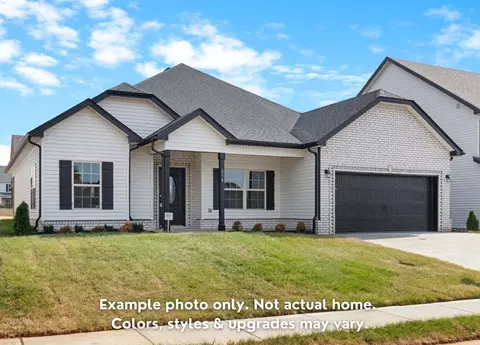 360 Piedmont Ct, Clarksville, TN 37043