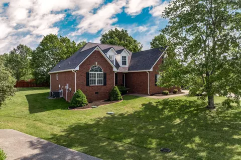 116 Winter Wood Dr N, Murfreesboro, TN 37129