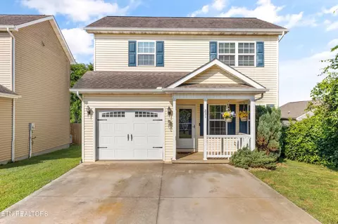 231 Heritage Crossing Dr, Maryville, TN 37804