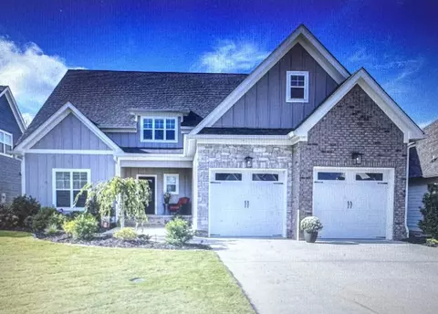 8830 Grey Reed Dr, Ooltewah, TN 37363