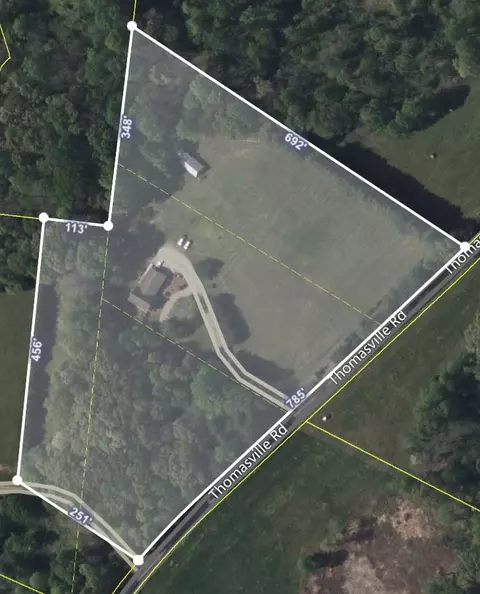 4865 Thomasville Rd, Chapmansboro, TN 37035