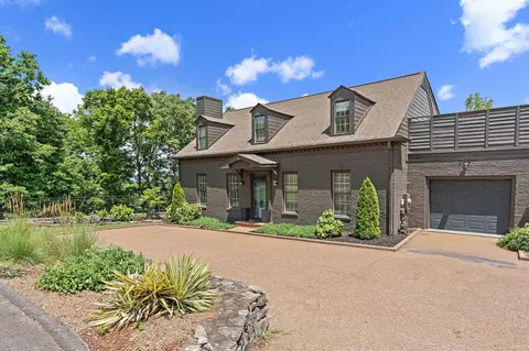 206 La Vista Dr, Nashville, TN 37215