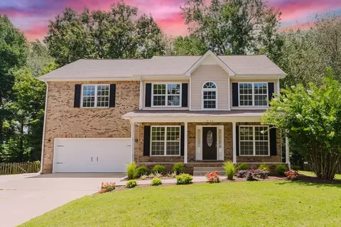 3120 Holly Pt, Clarksville, TN 37043
