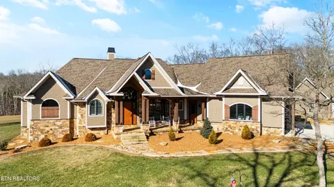 1752 Hillendale Rd, Crossville, TN 38572