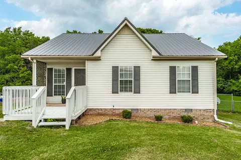 528 Bruce Jenner Dr, Clarksville, TN 37042