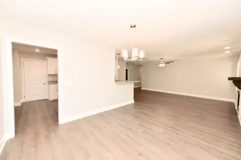 Living - 210 Patrick Dr, Dover, TN 37058 photo 5 of 6