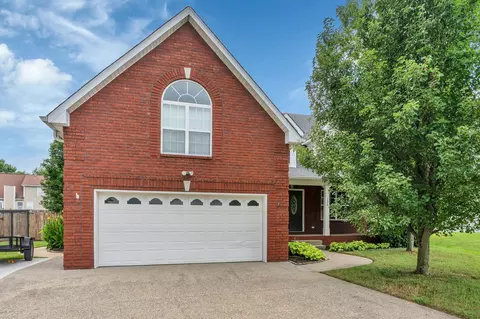120 Danbury Ct, White House, TN 37188