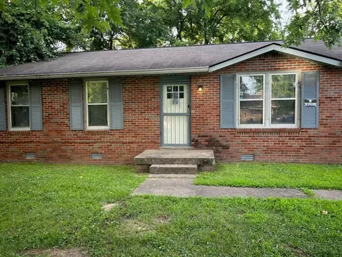 692 Rowan Dr, Nashville, TN 37207
