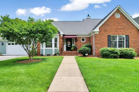 1207 Bridgewater Ln, Chattanooga, TN 37405
