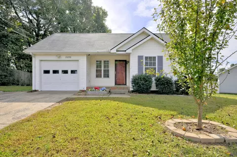2690 Elkmont Dr, Clarksville, TN 37040
