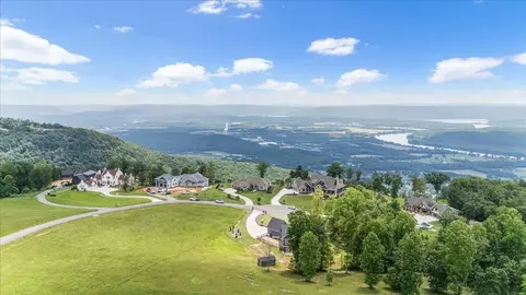300 Dragging Canoe Dr, Jasper, TN 37347 photo 46