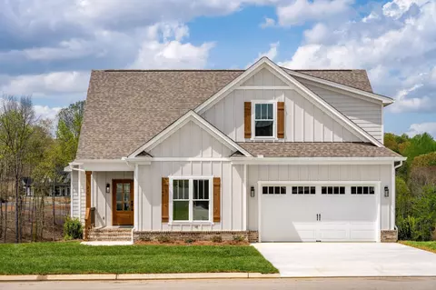 230 Goose Creek Cir, Soddy Daisy, TN 37379