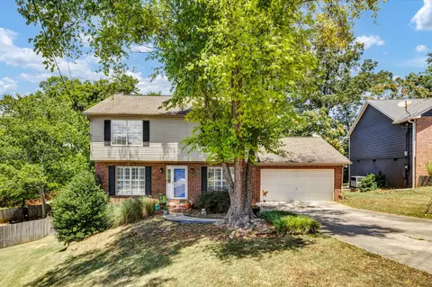 1517 Randall Park Dr, Knoxville, TN 37922