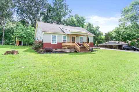 7815 Parkshore Cir, Hixson, TN 37343