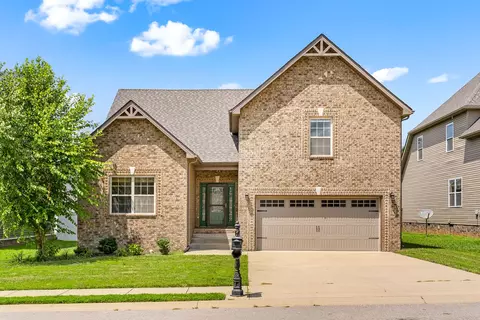 1173 Christian James Dr, Clarksville, TN 37043