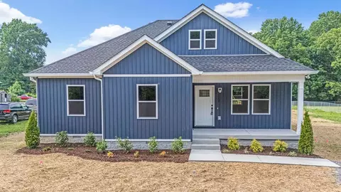 173 Ray Jent Rd, Bethpage, TN 37022