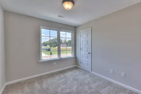 Bedroom - 54 Legacy St, Decherd, TN 37324 photo 3 of 8
