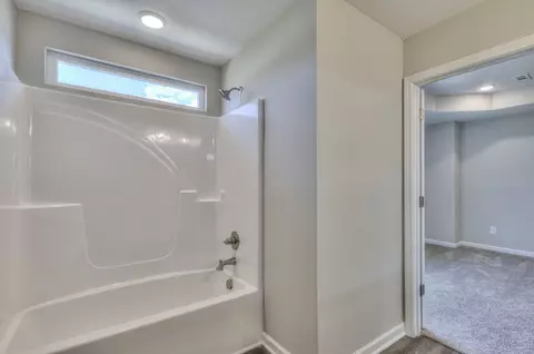 Entry Way - 54 Legacy St, Decherd, TN 37324 photo 3 of 3