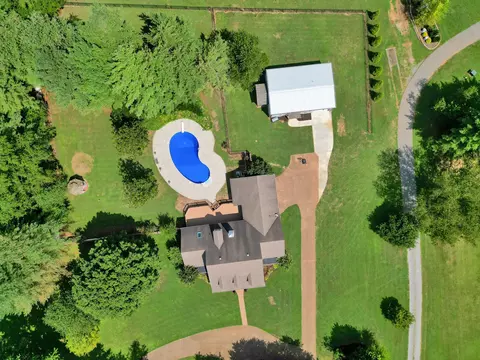 View/Area - 2329 Irby Ln, Murfreesboro, TN 37127 photo 2 of 9