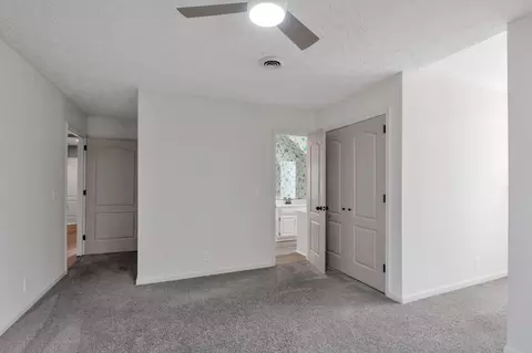 Bedroom - 2329 Irby Ln, Murfreesboro, TN 37127 photo 6 of 8
