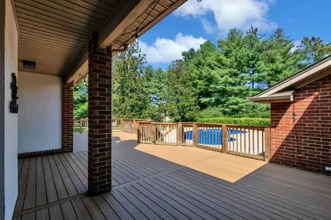 Exterior - 2329 Irby Ln, Murfreesboro, TN 37127 photo 9 of 21
