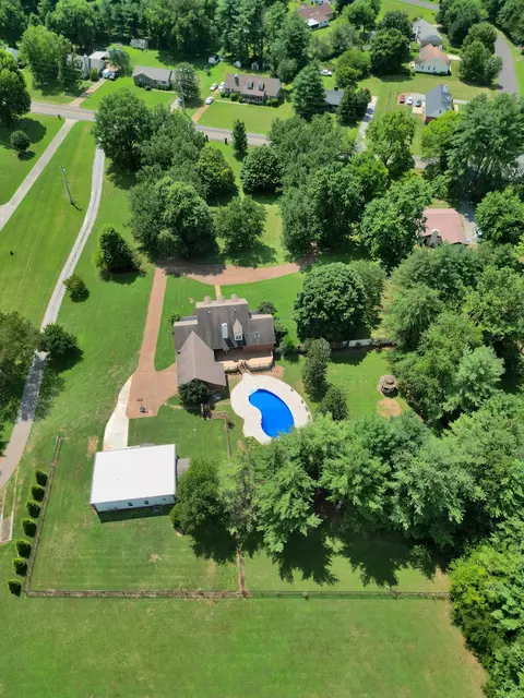 View/Area - 2329 Irby Ln, Murfreesboro, TN 37127 photo 6 of 9