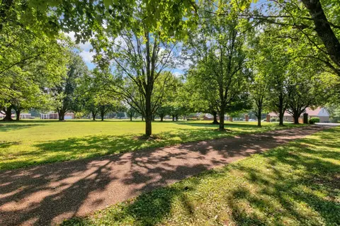 Exterior - 2329 Irby Ln, Murfreesboro, TN 37127 photo 6 of 21