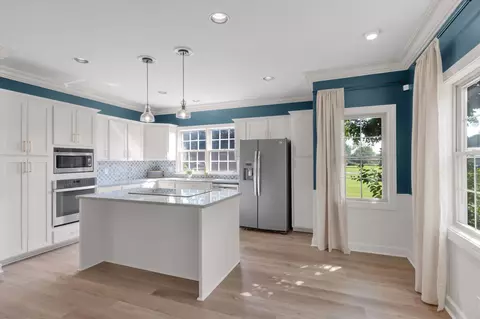 Kitchen - 2329 Irby Ln, Murfreesboro, TN 37127 photo 1 of 10