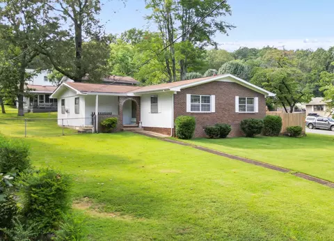 4543 N Ravenwood Dr, Chattanooga, TN 37415